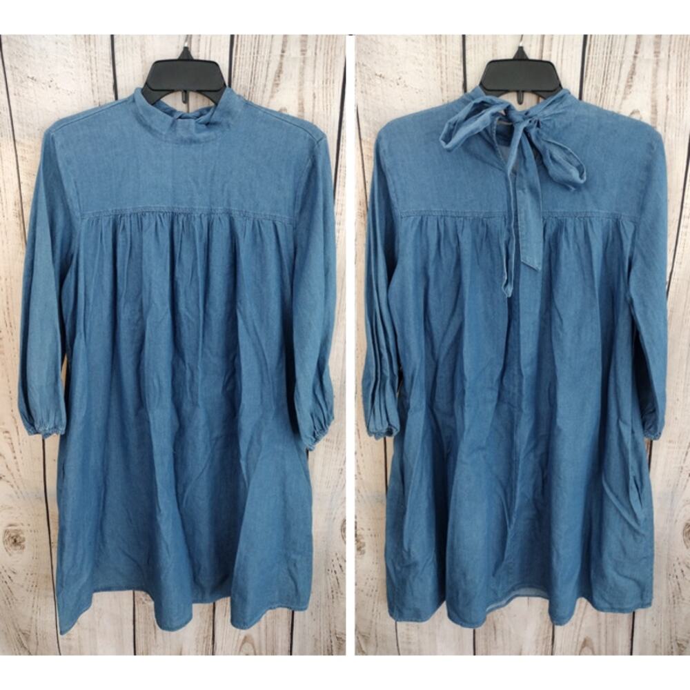 New York & Co. NEW Blue Chambray Mock-Neck Back-Tied Key-Hole Shift Dress Medium